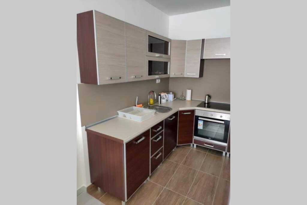 Plaza Apartman - City Center, Free Parking, Free Wifi Debreczyn Zewnętrze zdjęcie